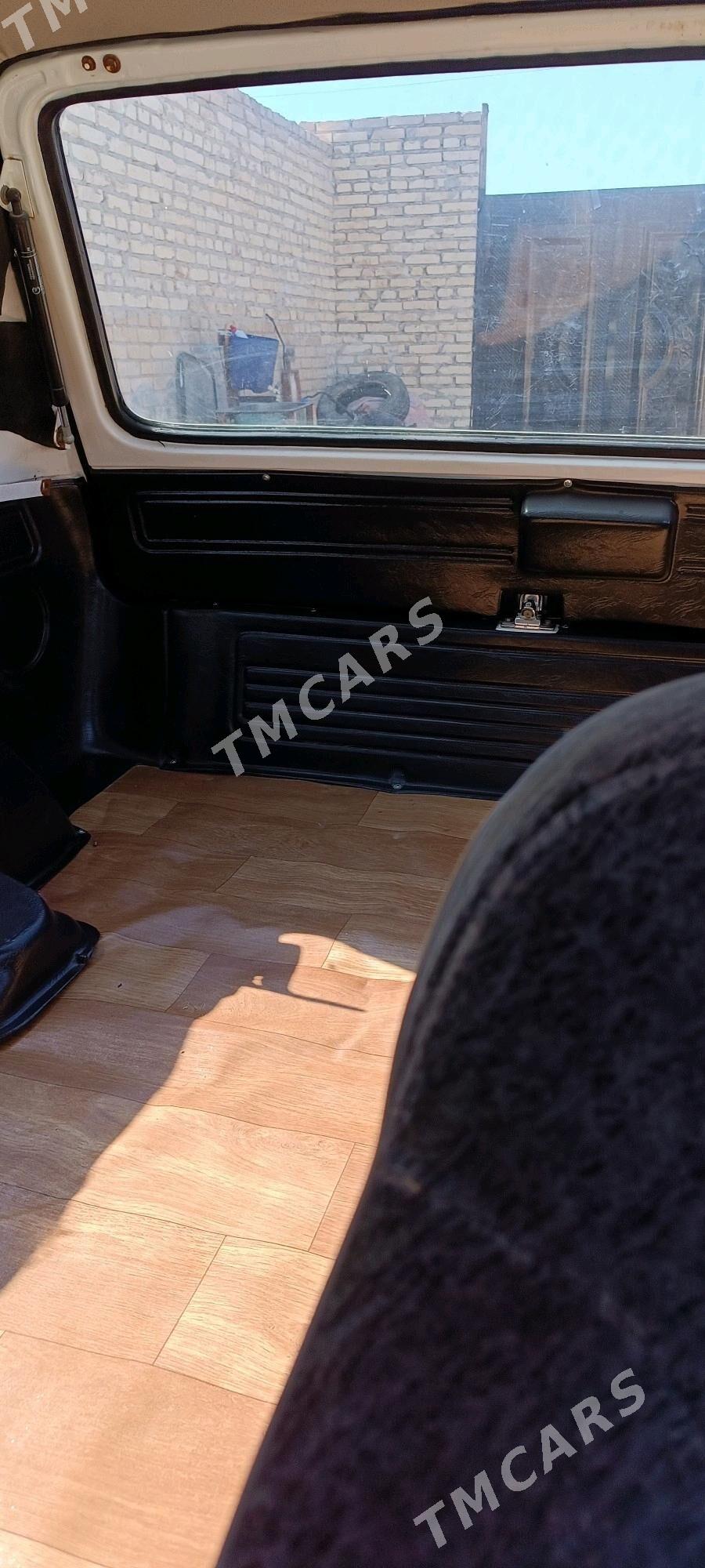 Lada Niva 1984 - 30 000 TMT - Фарап - img 2