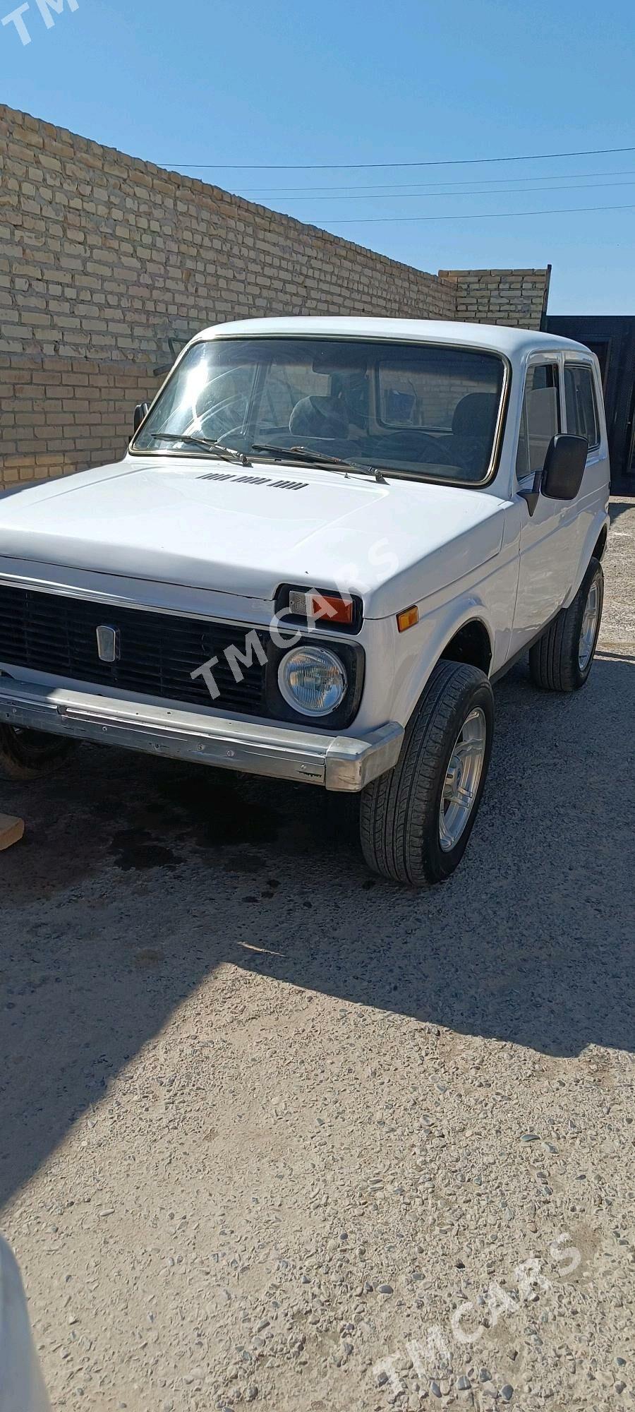 Lada Niva 1984 - 30 000 TMT - Фарап - img 4