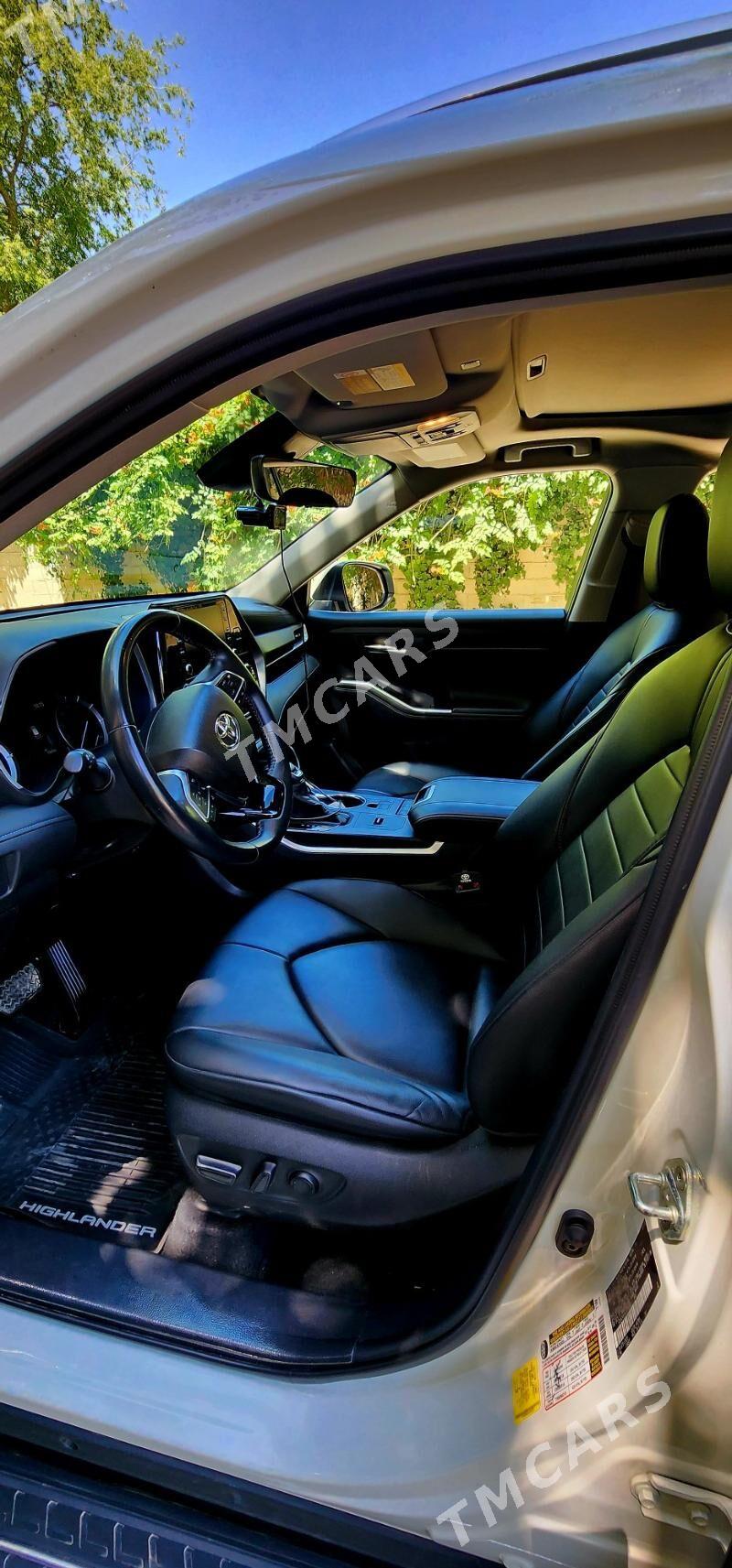 Toyota Highlander 2021 - 600 000 TMT - Aşgabat - img 2