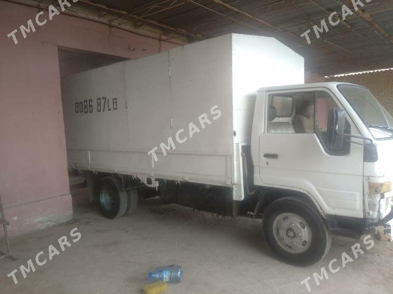 Toyota Dyna 1994 - 80 000 TMT - Чарджоу - img 3