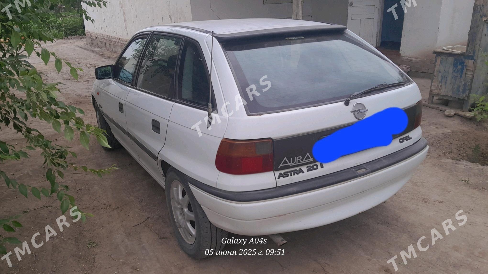 Opel Astra 1993 - 45 000 TMT - Губадаг - img 2