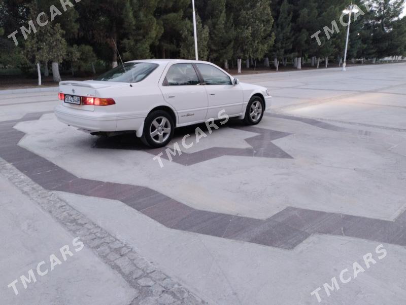 Toyota Camry 1998 - 112 000 TMT - Гёкдепе - img 4