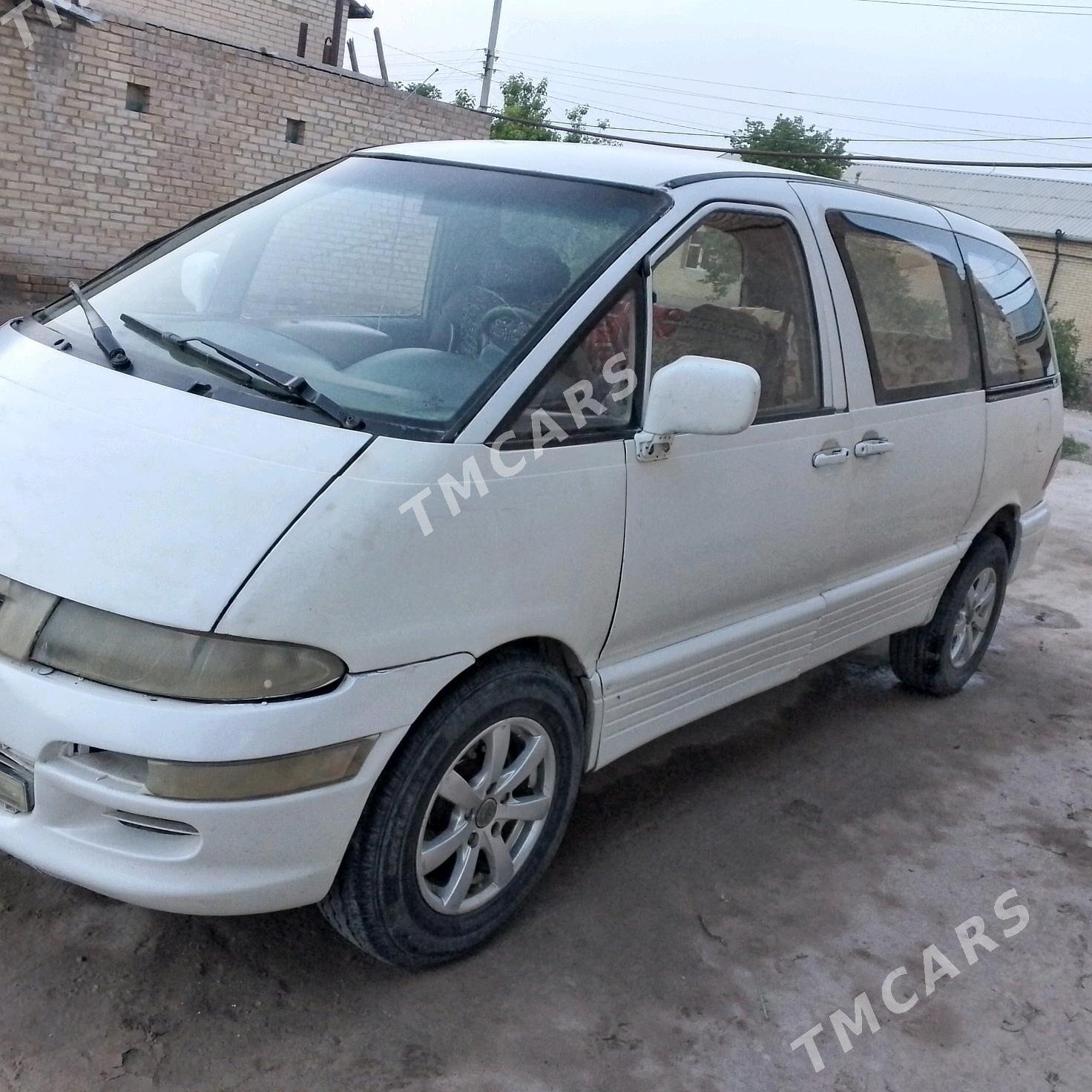 Toyota Previa 1992 - 40 000 TMT - Halaç - img 4