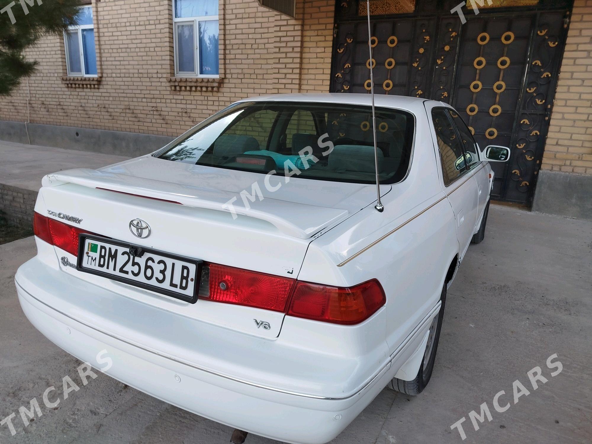 Toyota Camry 2001 - 130 000 TMT - Hojambaz - img 3