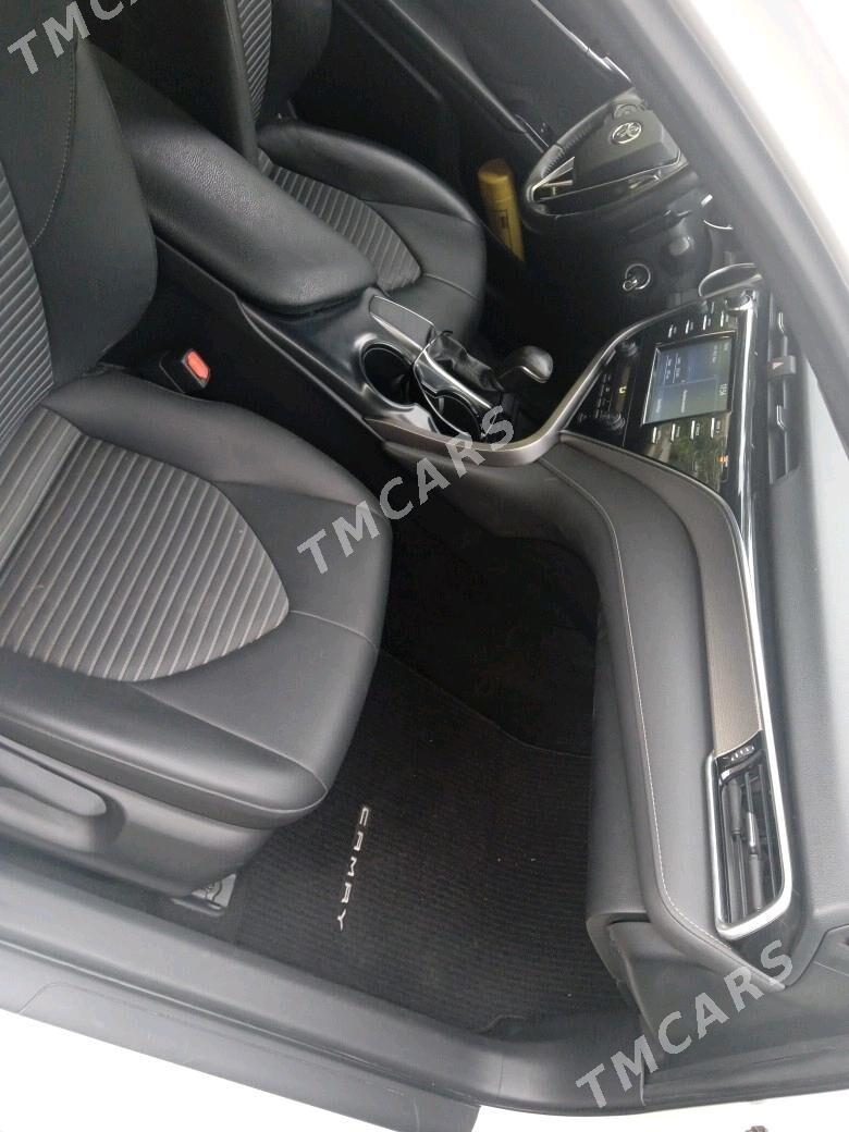 Toyota Camry 2018 - 259 000 TMT - Ашхабад - img 2