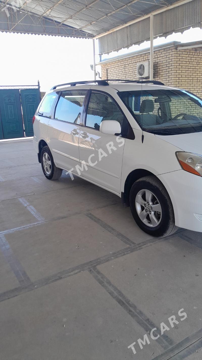 Toyota Sienna 2009 - 250 000 TMT - Wekilbazar - img 6