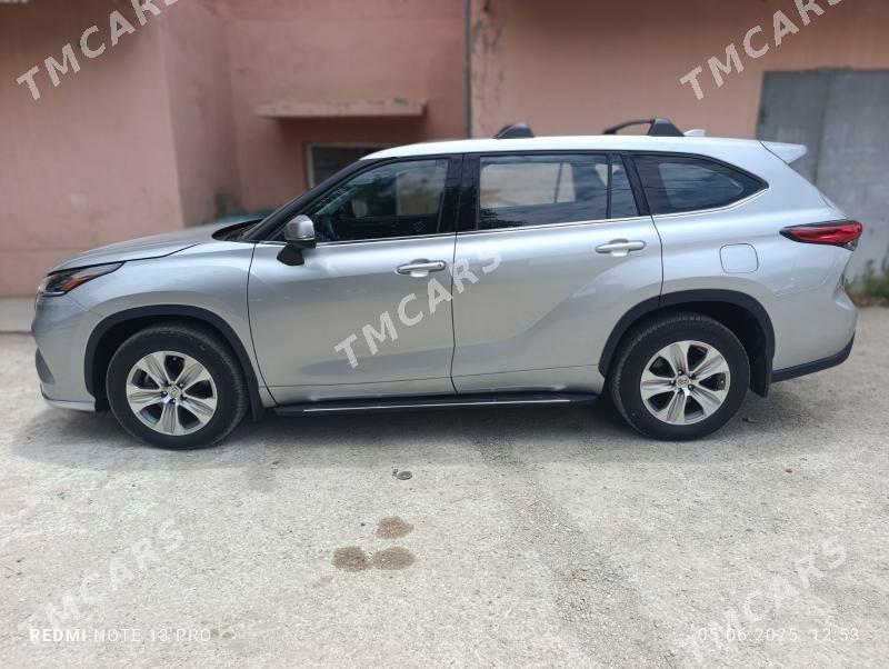 Toyota Highlander 2021 - 520 000 TMT - Балканабат - img 3