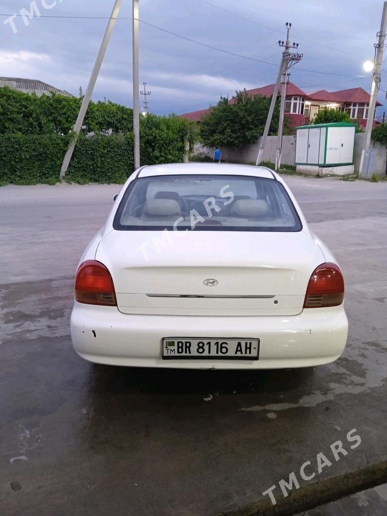 Hyundai Sonata 2000 - 32 000 TMT - Багир - img 3