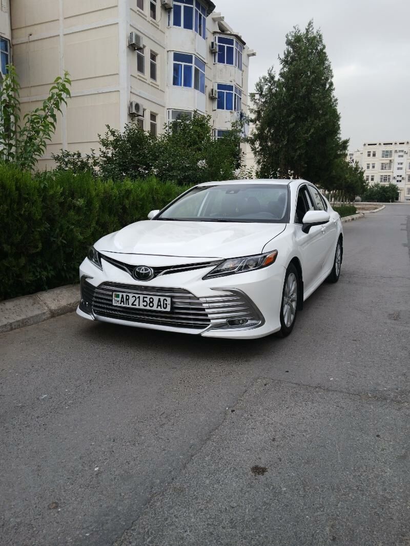 Toyota Camry 2019 - 295 000 TMT - Ашхабад - img 2