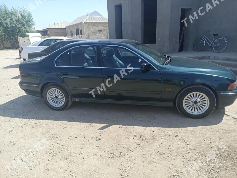 BMW 528 1997 - 65 000 TMT - Мары - img 3