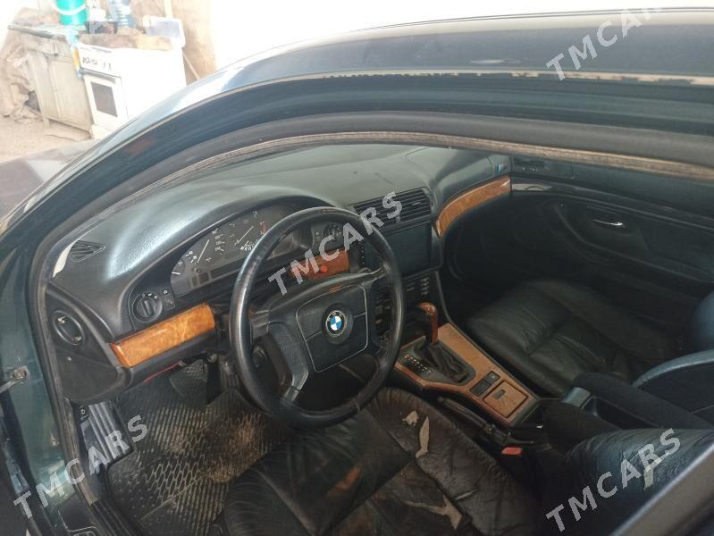 BMW 528 1997 - 65 000 TMT - Мары - img 8
