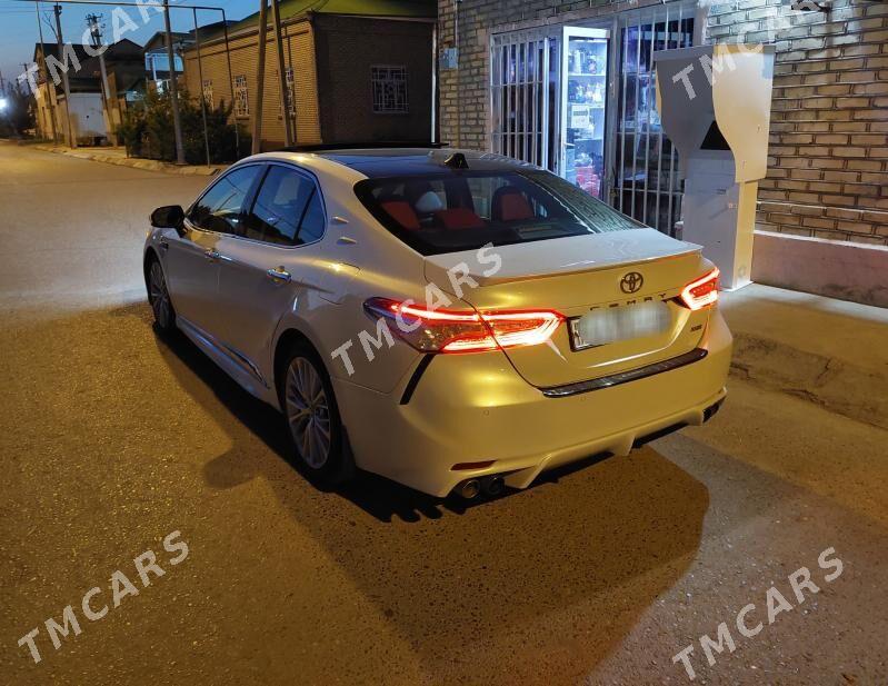 Toyota Camry 2018 - 320 000 TMT - Ашхабад - img 4