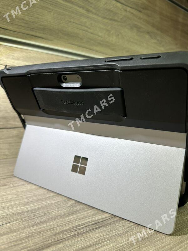 Microsoft Planset-Laptop - Mary - img 2