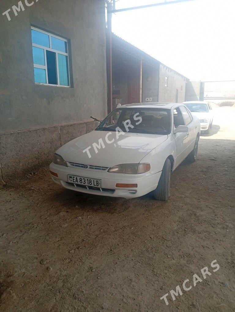 Toyota Camry 1995 - 70 000 TMT - Койтендаг - img 4