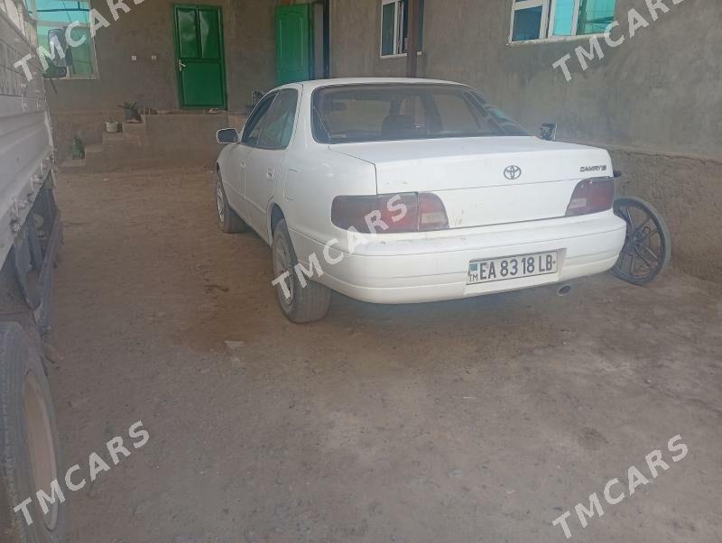Toyota Camry 1995 - 70 000 TMT - Койтендаг - img 5