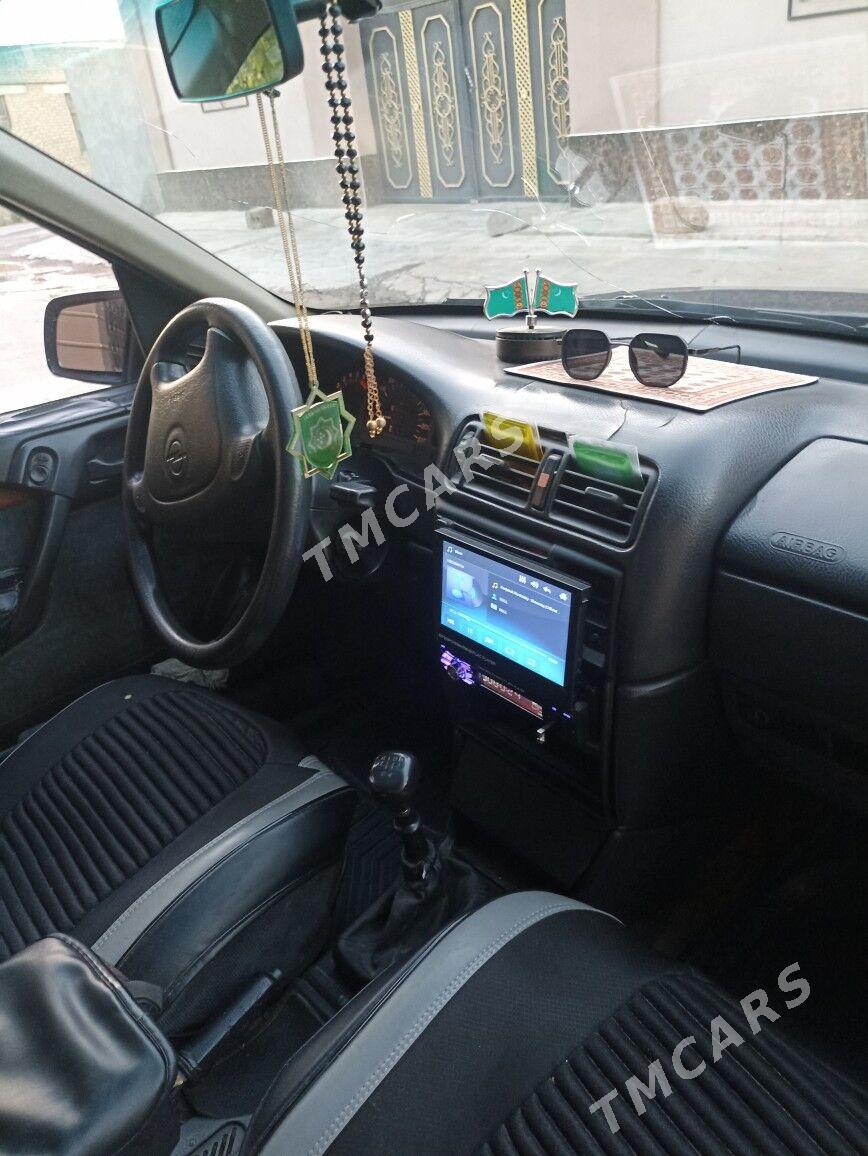 Opel Vectra 1994 - 39 000 TMT - Туркменабат - img 2