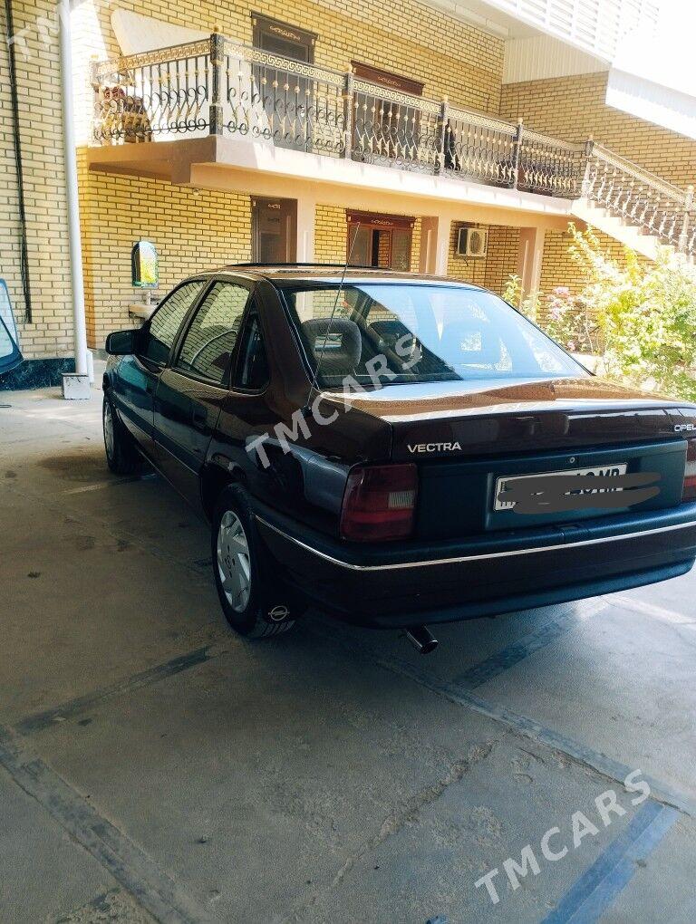 Opel Vectra 1990 - 42 000 TMT - Мары - img 6