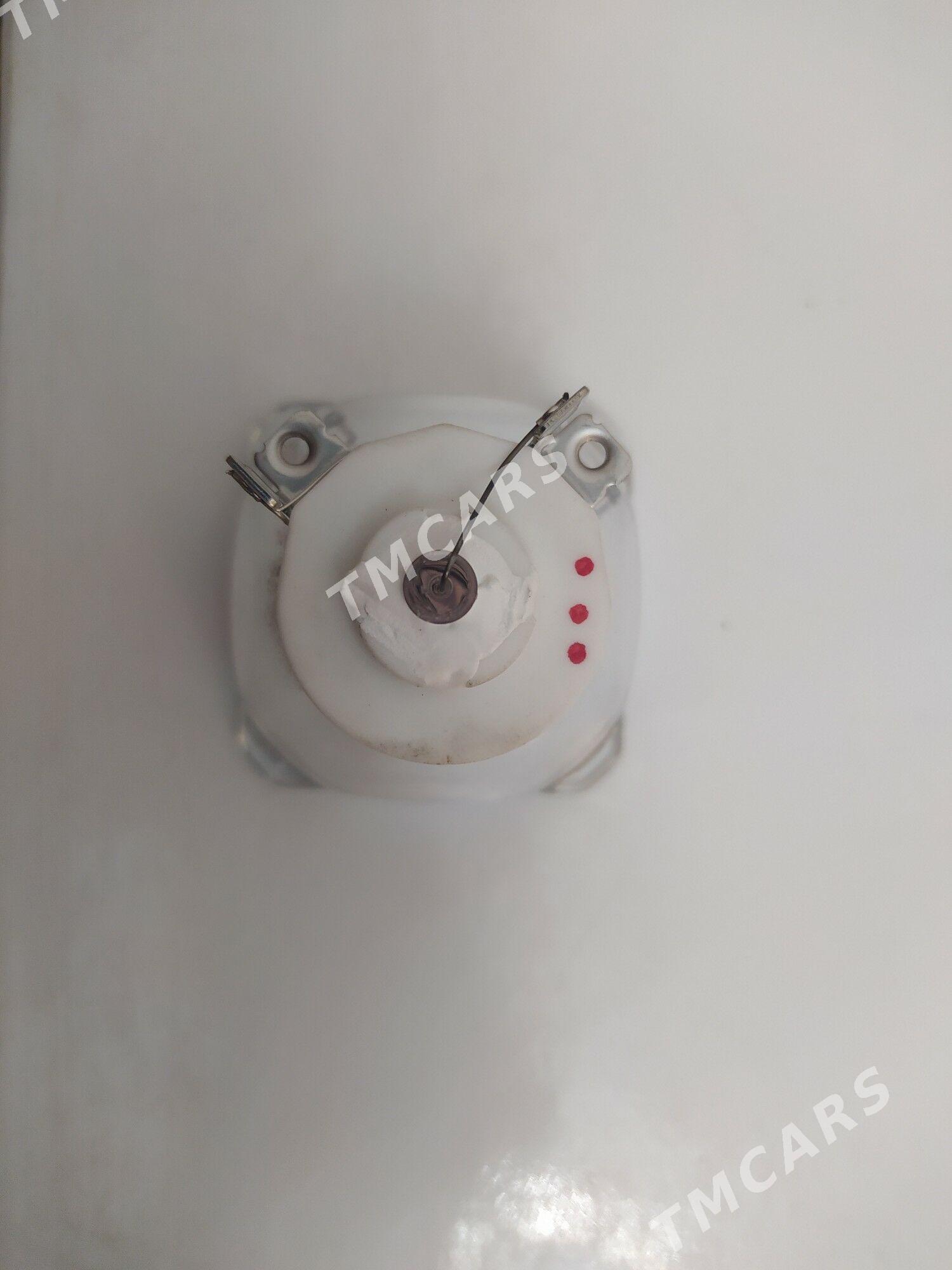 Proyektor Lampa - Podwoýski köç. (Bitarap Türkmenistan şaýoly) - img 2