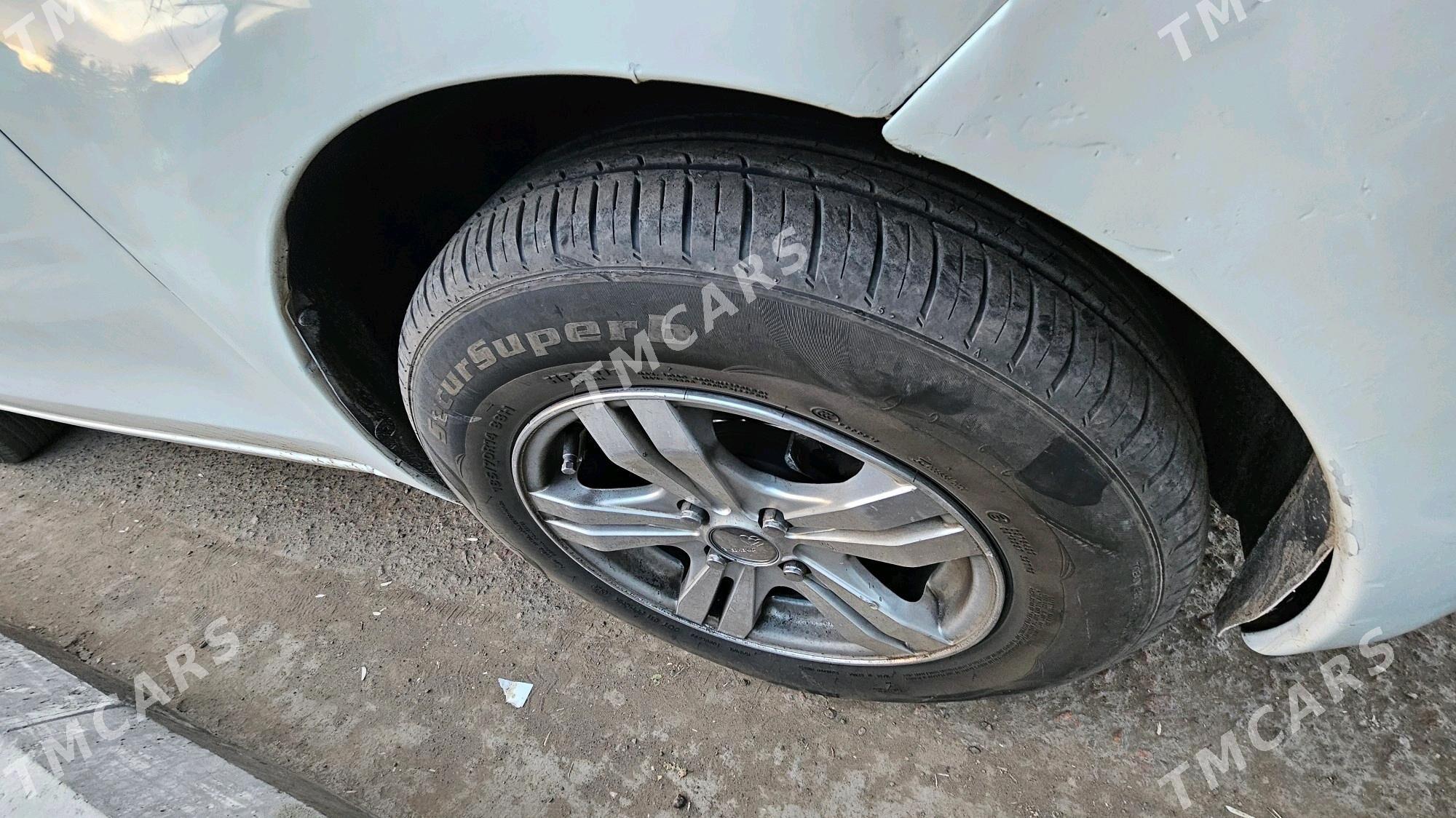 Toyota Yaris 2006 - 90 000 TMT - Daşoguz - img 5