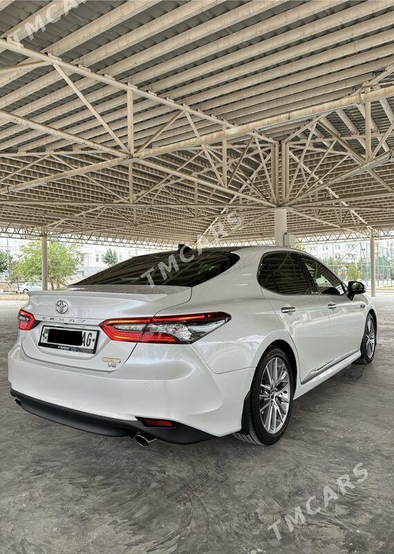 Toyota Camry 2021 - 560 000 TMT - Ашхабад - img 4