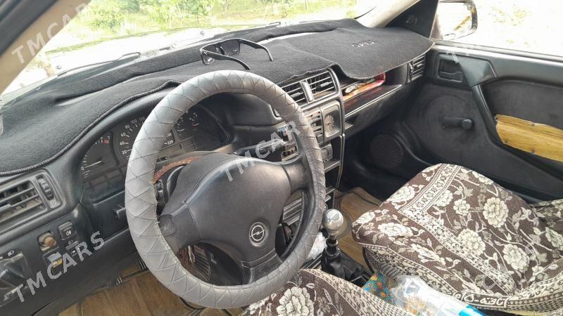 Opel Vectra 1992 - 30 000 TMT - Туркменгала - img 4