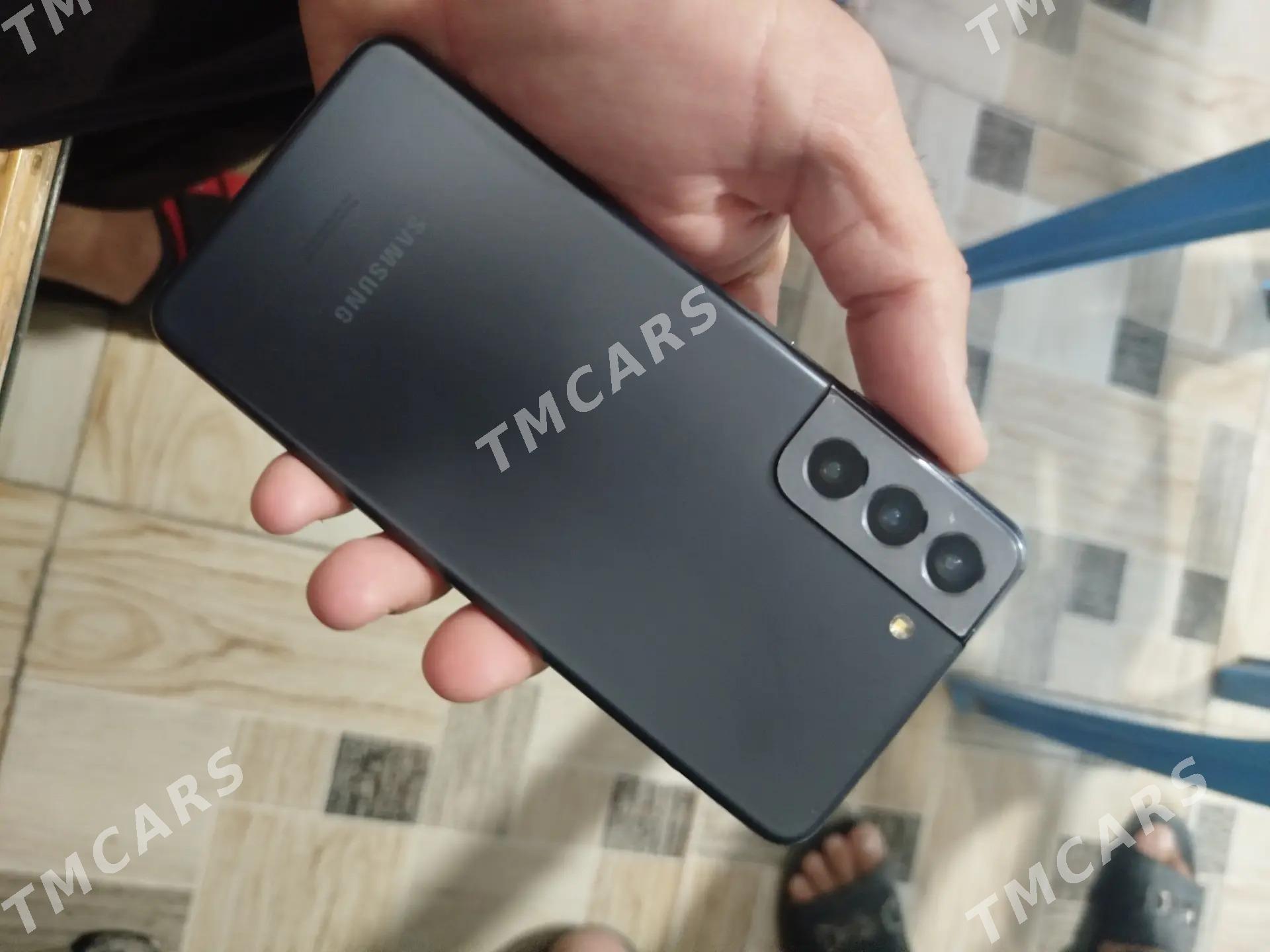 Galaxy S21 - Бабадайхан - img 3