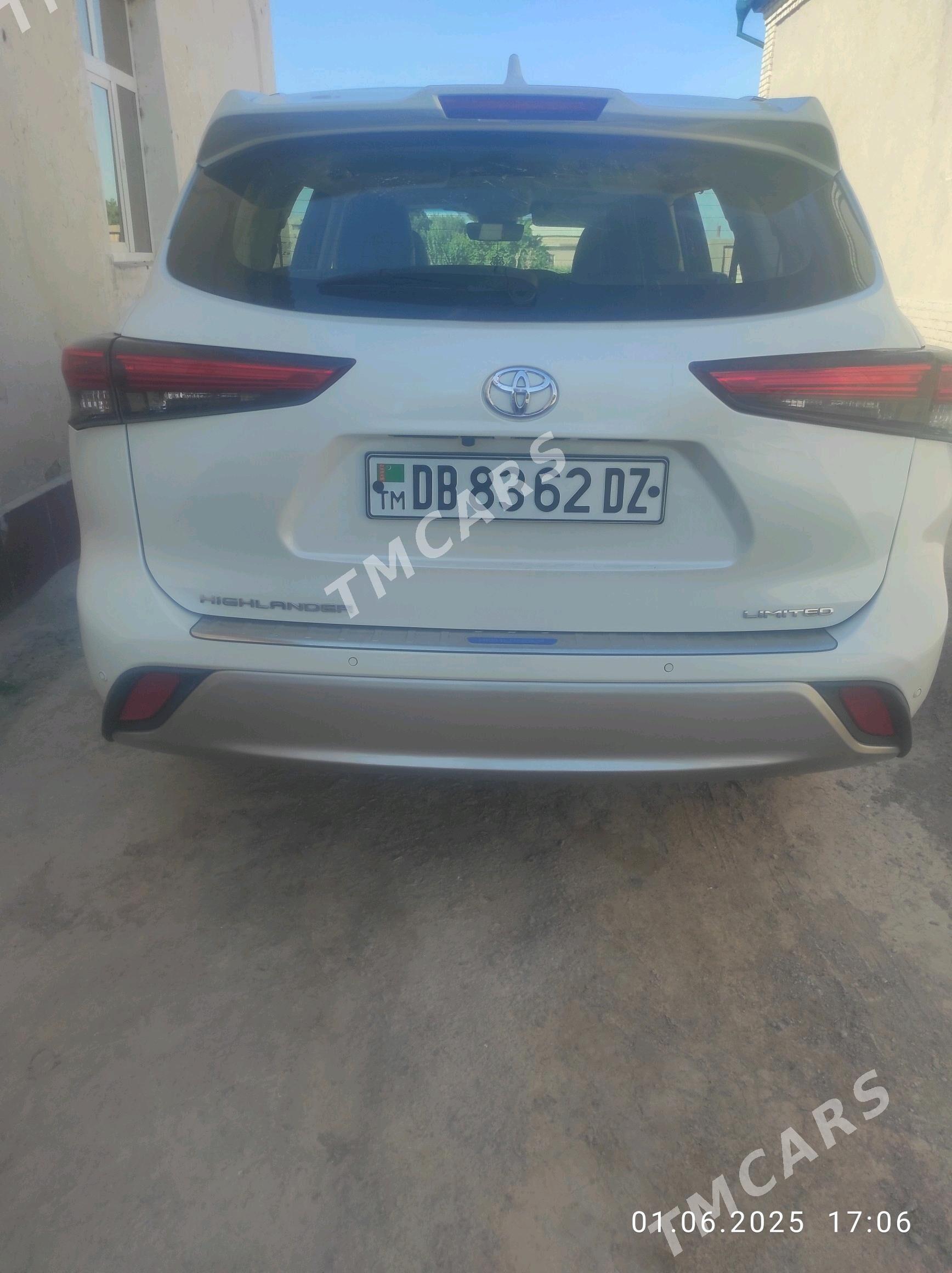 Toyota Highlander 2021 - 500 000 TMT - Görogly (Tagta) - img 4