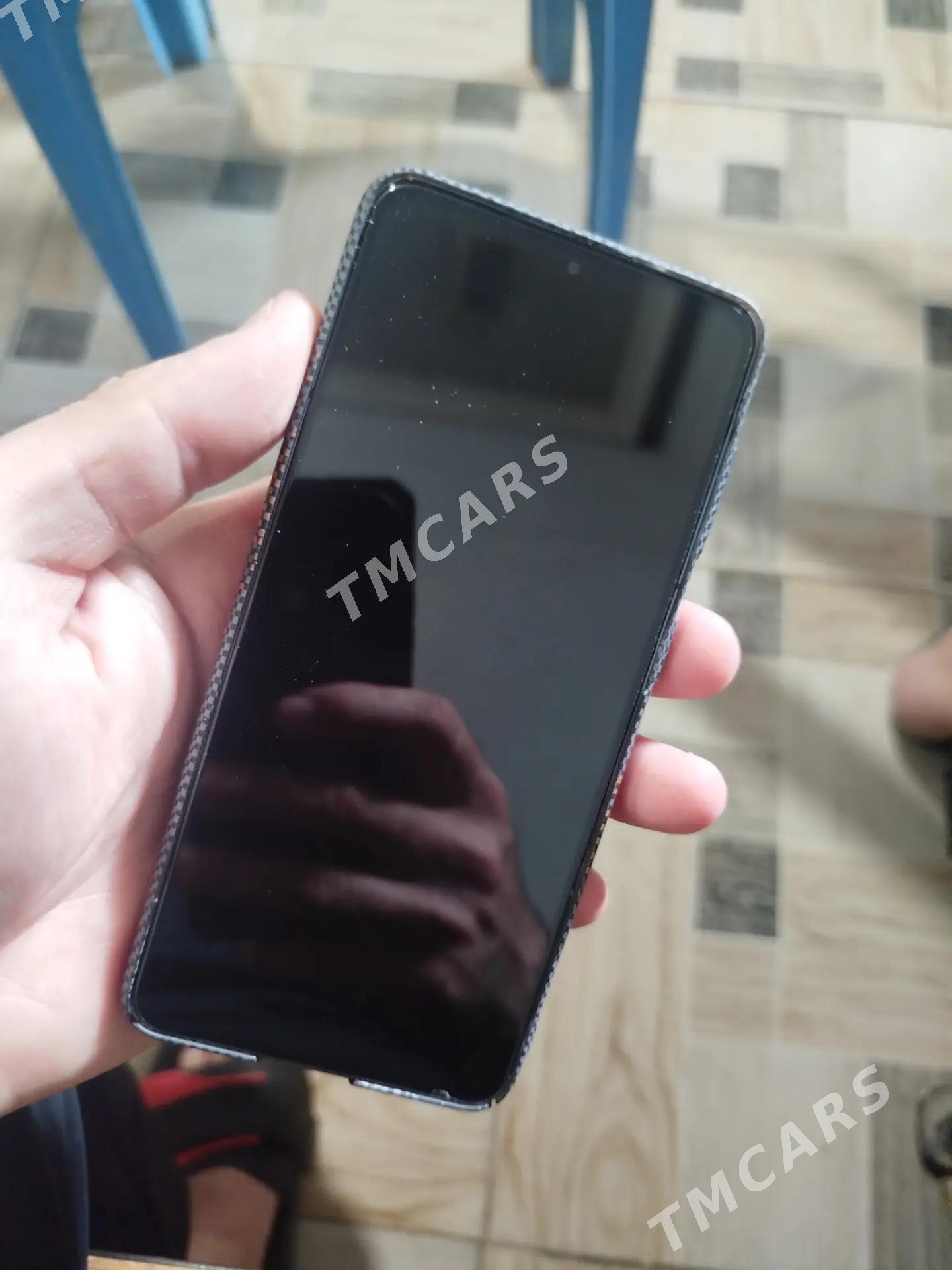 Galaxy S21 - Бабадайхан - img 2