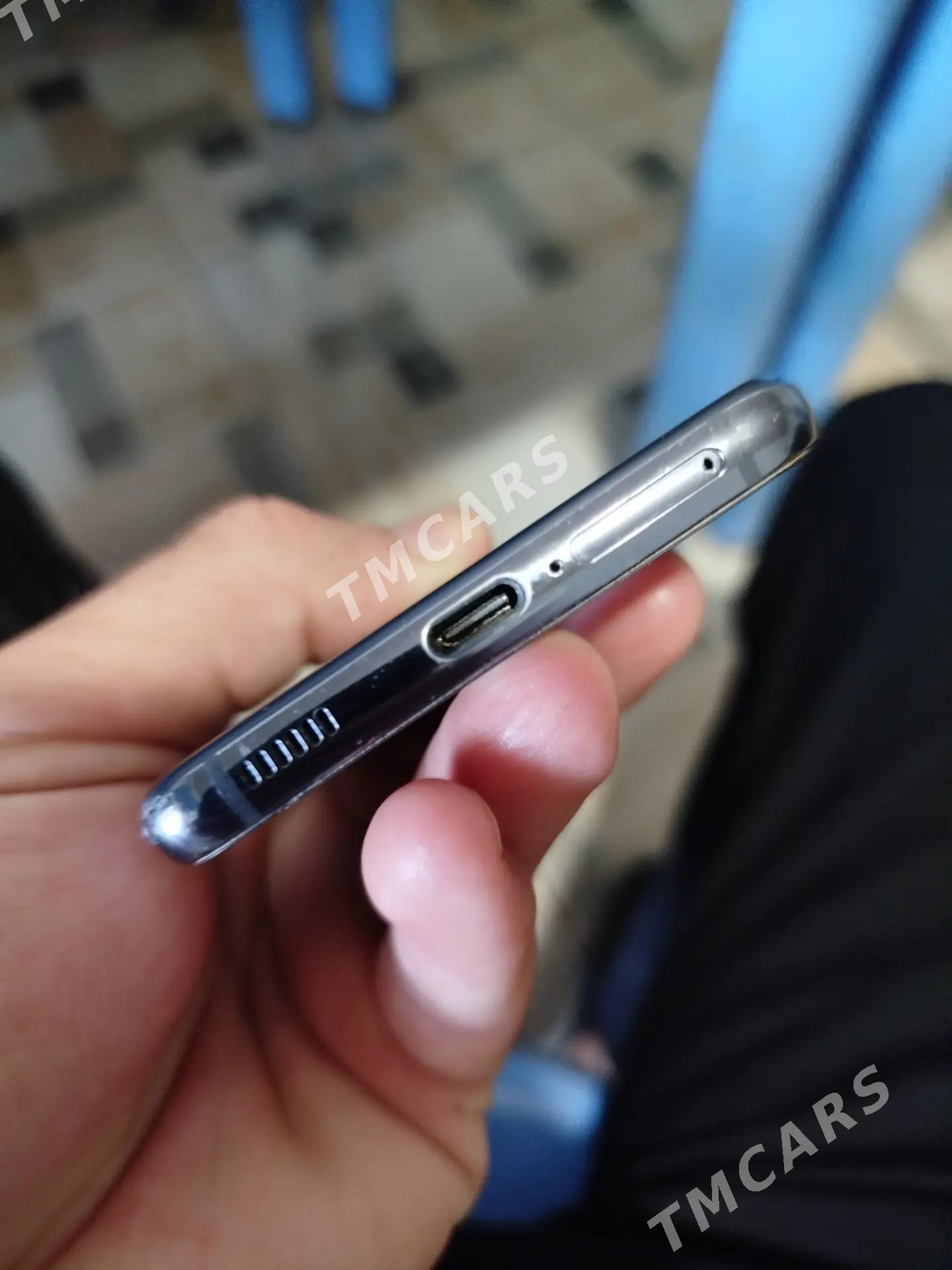Galaxy S21 - Бабадайхан - img 4