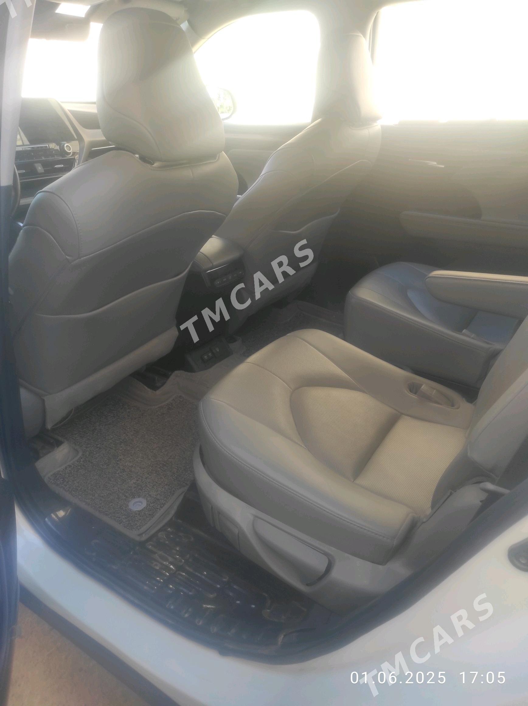 Toyota Highlander 2021 - 500 000 TMT - Görogly (Tagta) - img 3