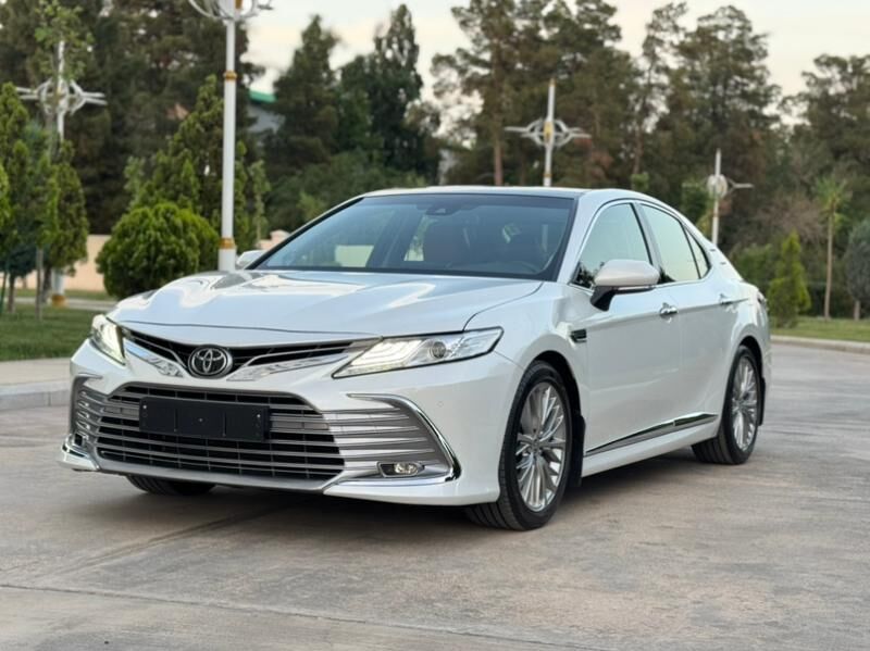 Toyota Camry 2023 - 615 000 TMT - Ашхабад - img 2
