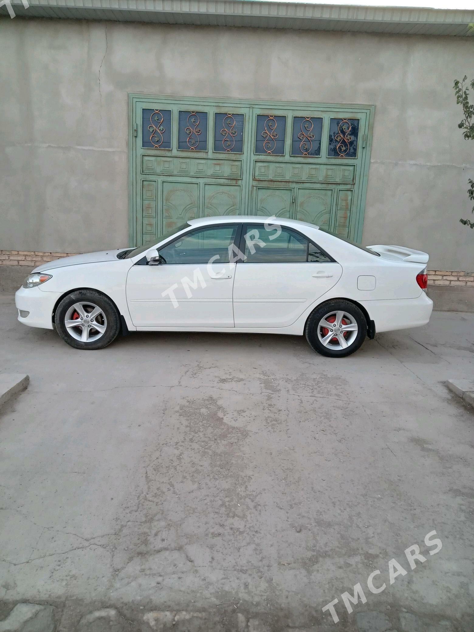 Toyota Camry 2005 - 155 000 TMT - Köneürgenç - img 6