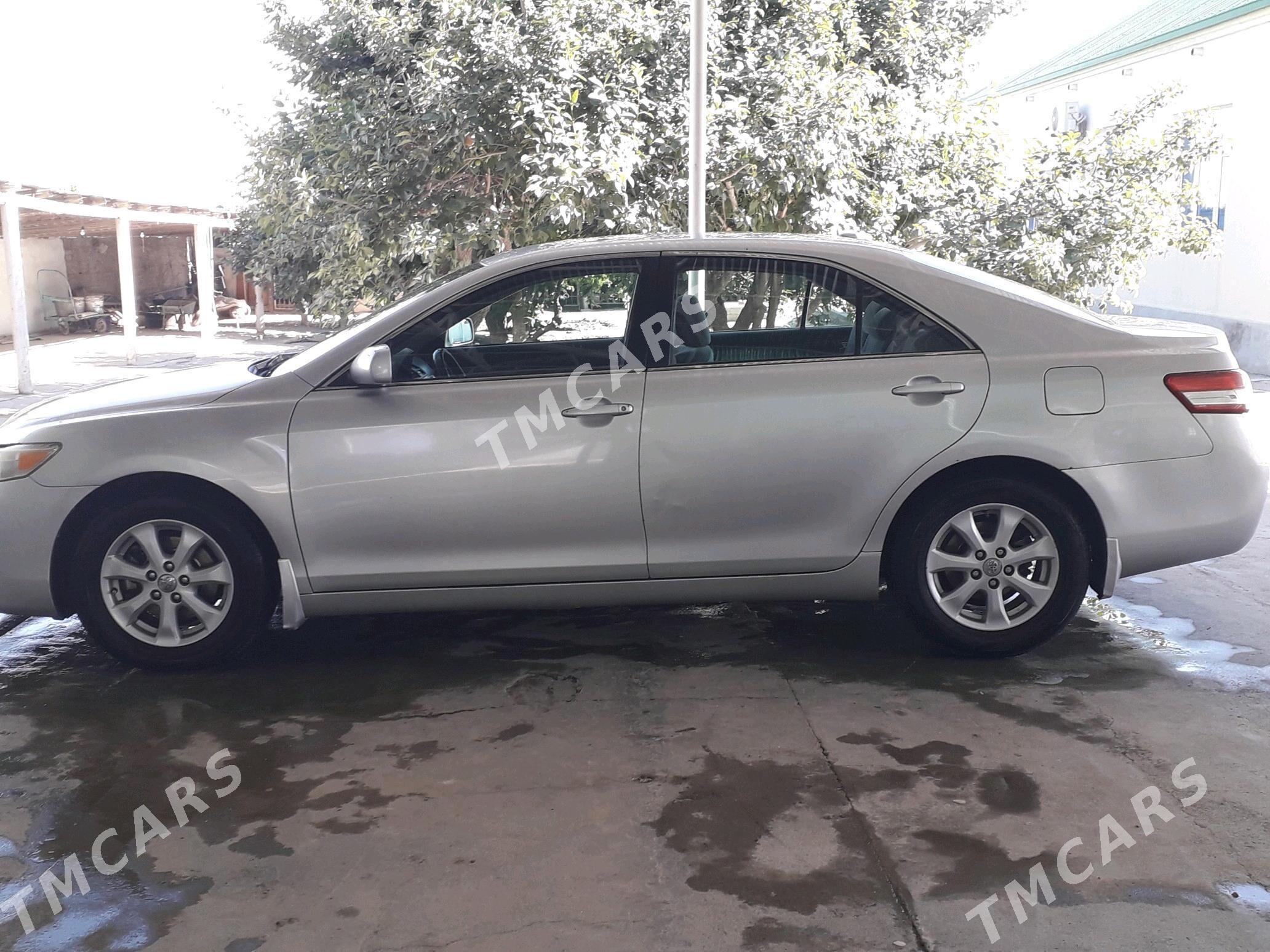 Toyota Camry 2010 - 180 000 TMT - Gökdepe - img 2
