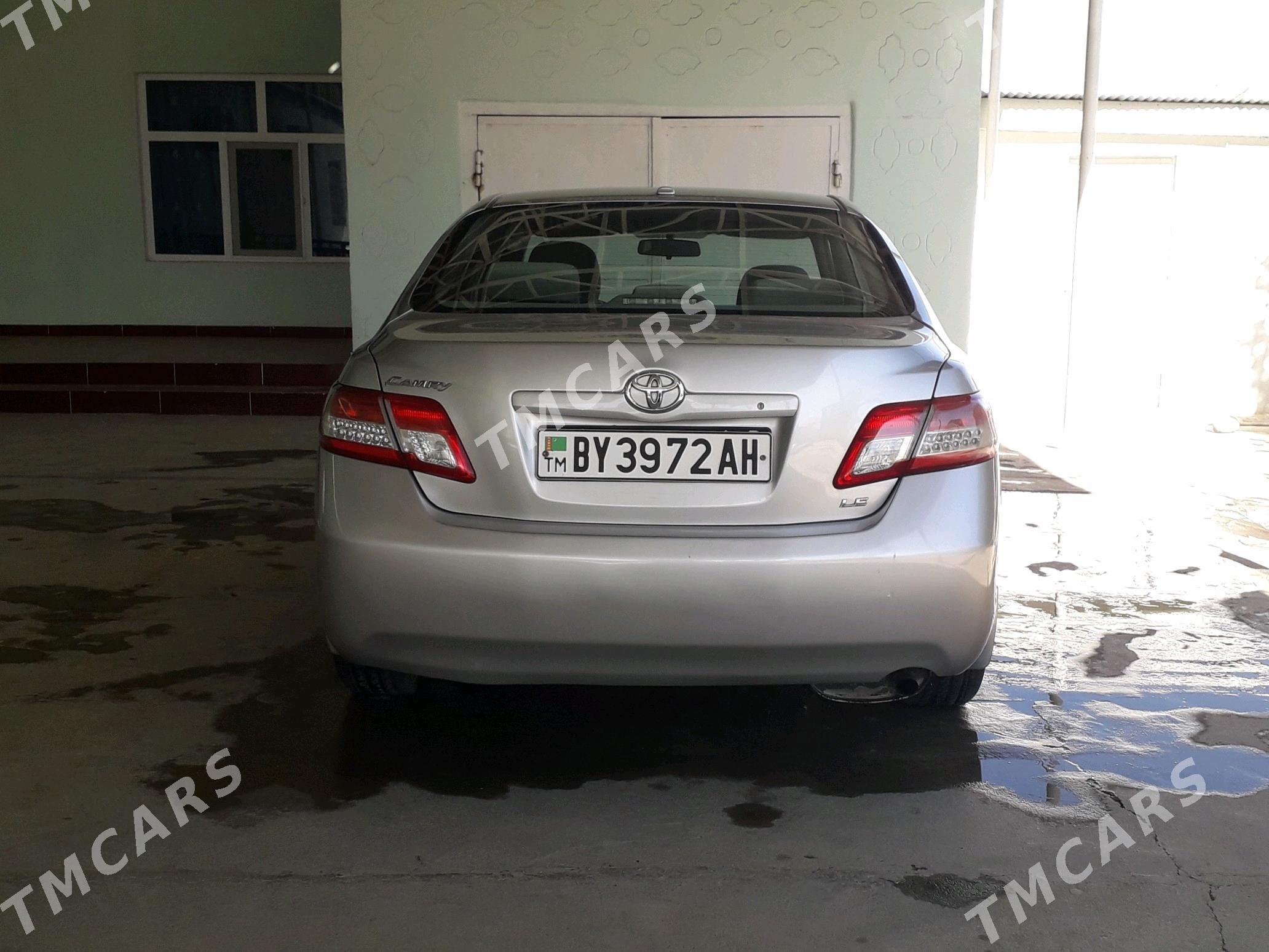 Toyota Camry 2010 - 180 000 TMT - Gökdepe - img 3