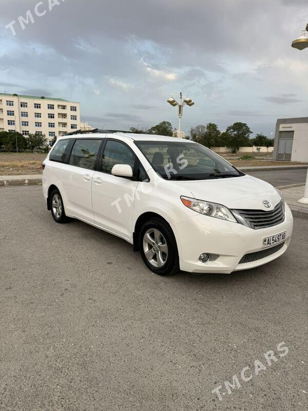 Toyota Sienna 2015 - 307 000 TMT - Aşgabat - img 3