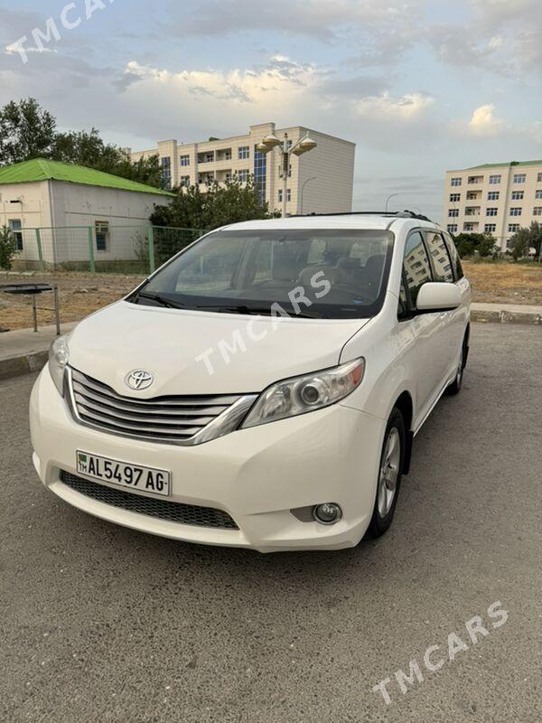Toyota Sienna 2015 - 307 000 TMT - Aşgabat - img 2