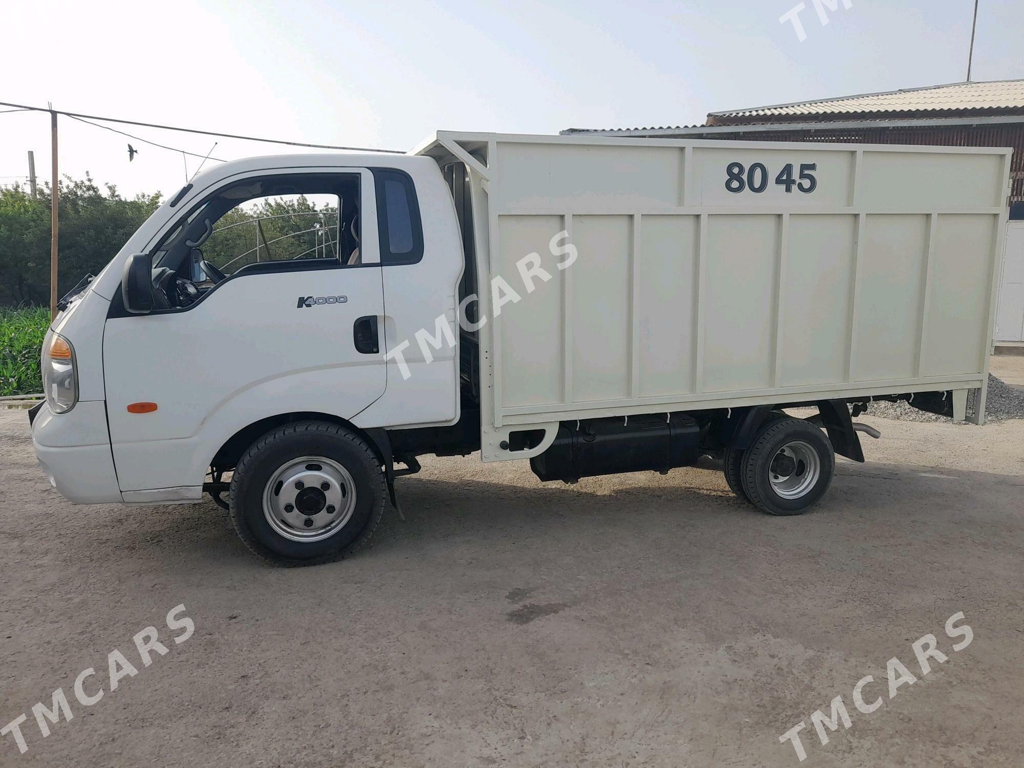 Kia Bongo 2008 - 180 000 TMT - Дашогуз - img 3