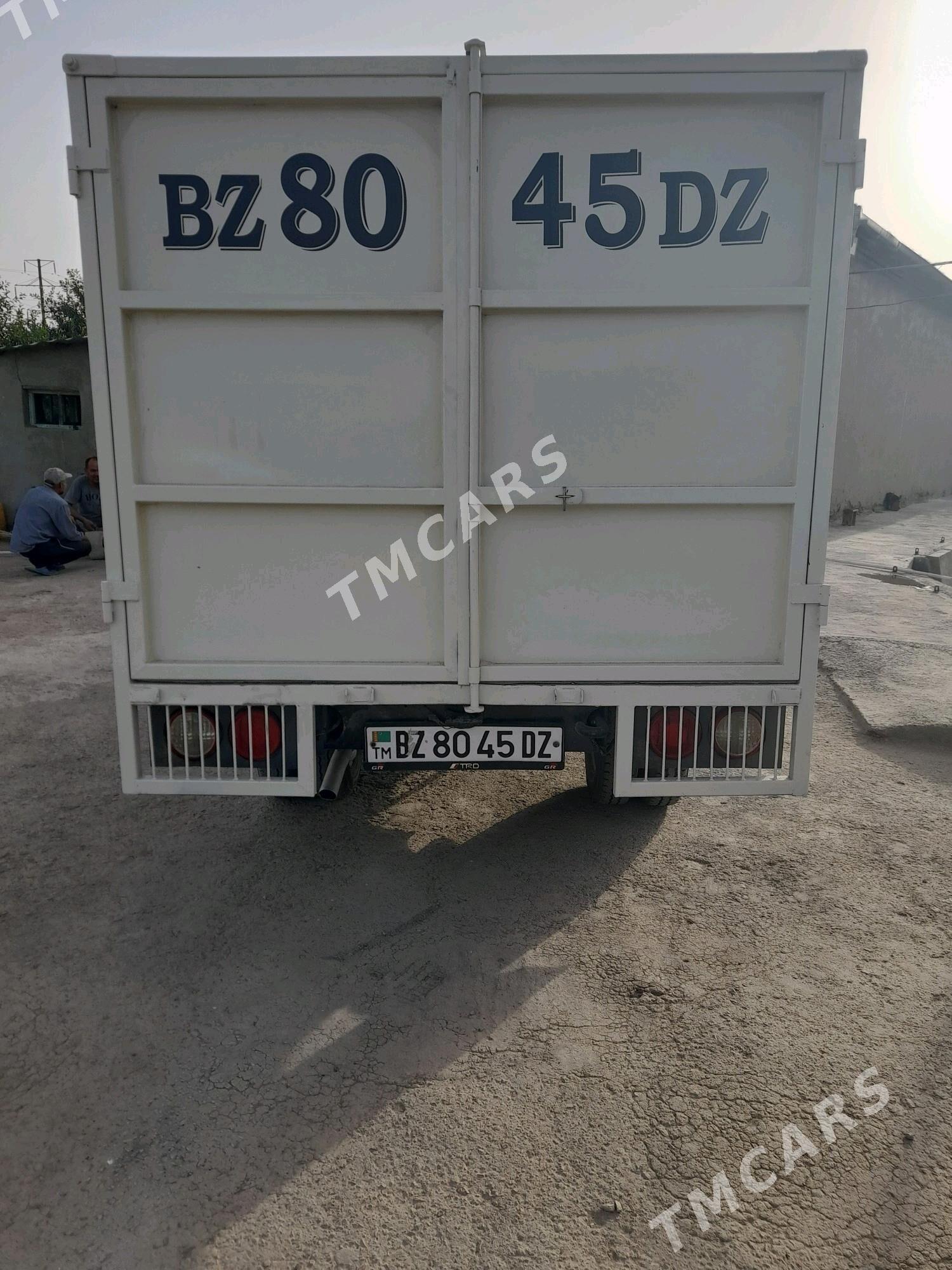 Kia Bongo 2008 - 180 000 TMT - Дашогуз - img 5
