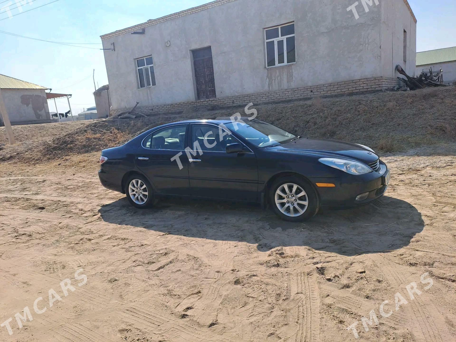 Lexus ES 300 2002 - 138 000 TMT - Gurbansoltan Eje - img 4