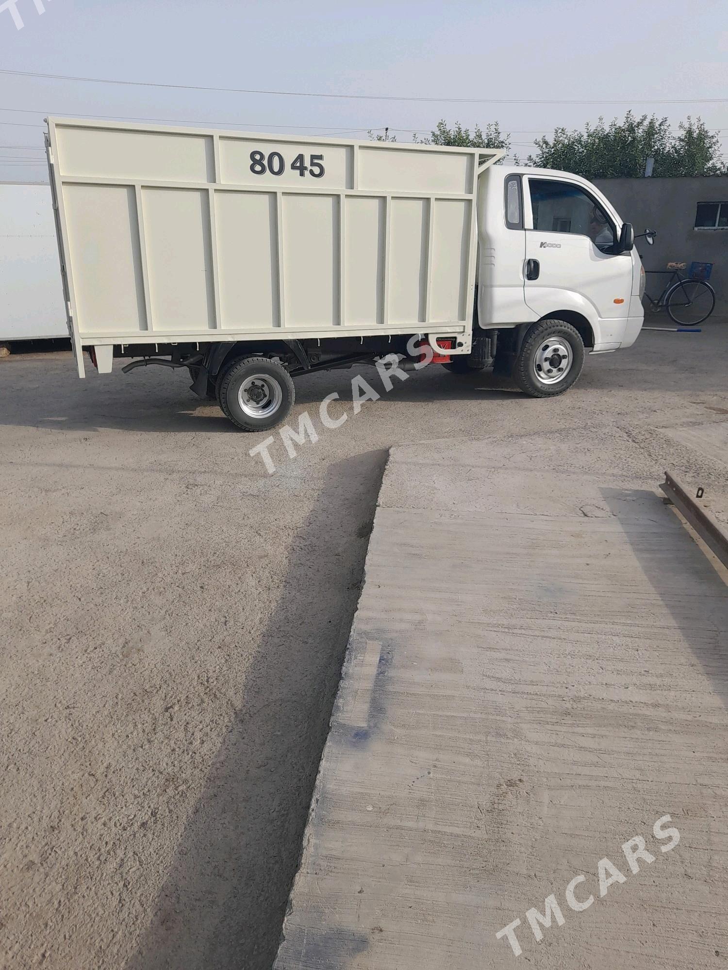 Kia Bongo 2008 - 180 000 TMT - Дашогуз - img 6