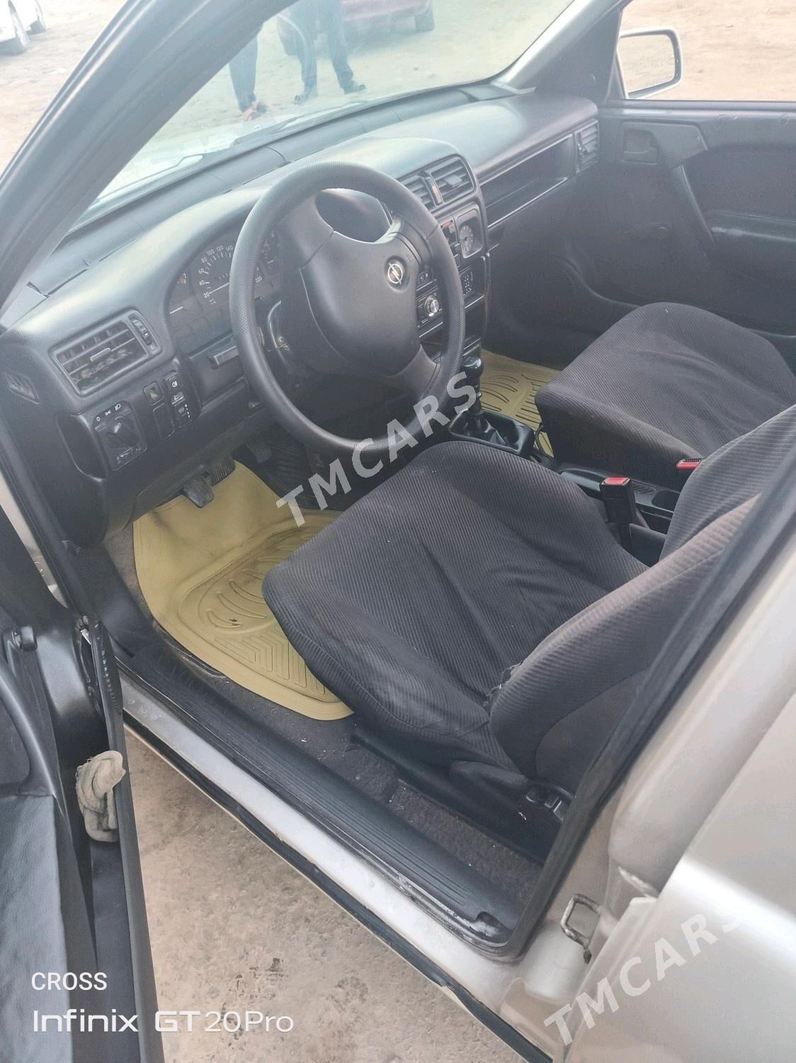 Opel Vectra 1991 - 34 000 TMT - Губадаг - img 4