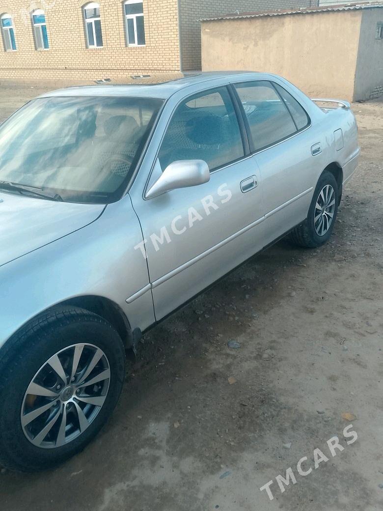 Toyota Camry 1995 - 90 000 TMT - Sakarçäge - img 7
