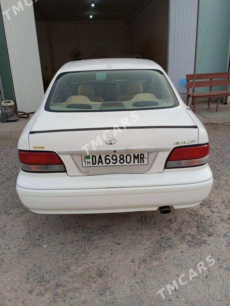 Toyota Avalon 1996 - 115 000 TMT - Мургап - img 4