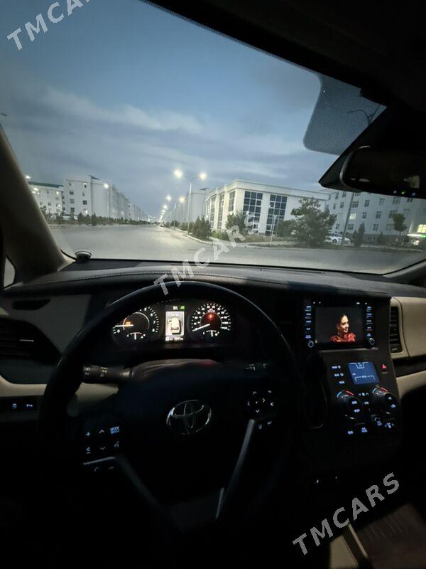 Toyota Sienna 2020 - 560 000 TMT - Aşgabat - img 7