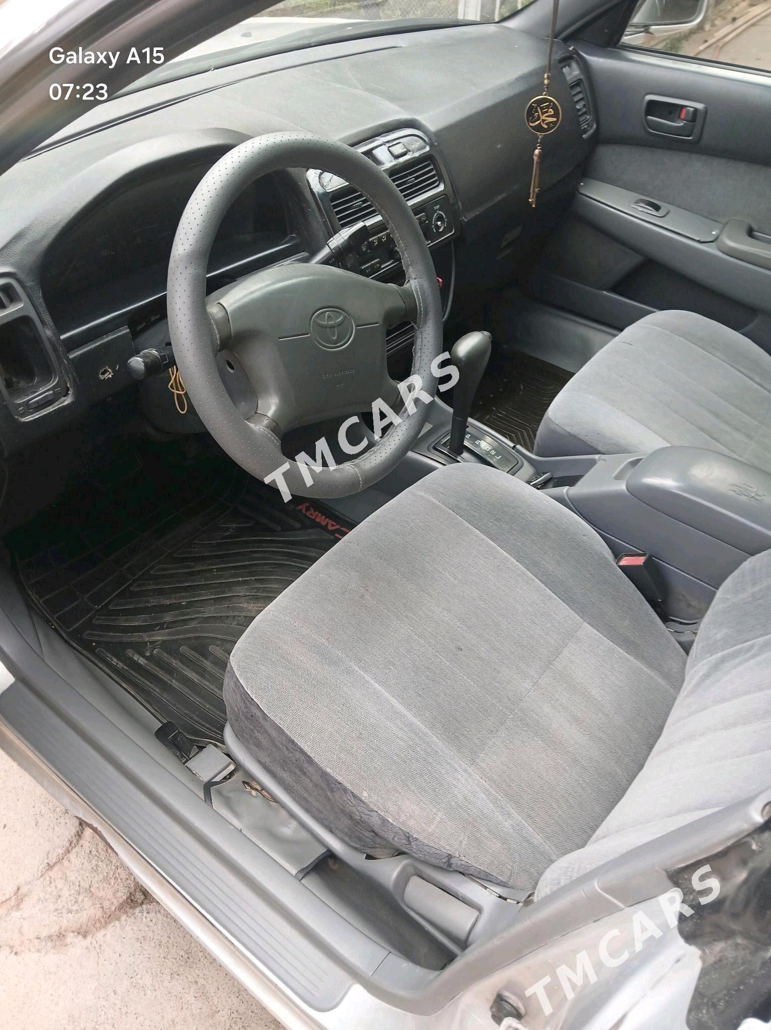 Toyota Camry 1996 - 50 000 TMT - Теджен - img 4