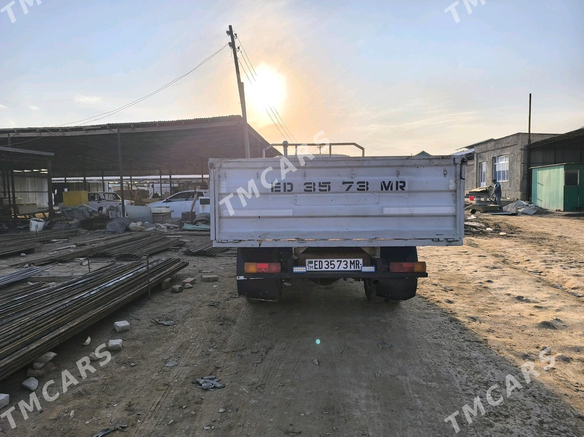 Mitsubishi Canter 2000 - 200 000 TMT - Байрамали - img 6