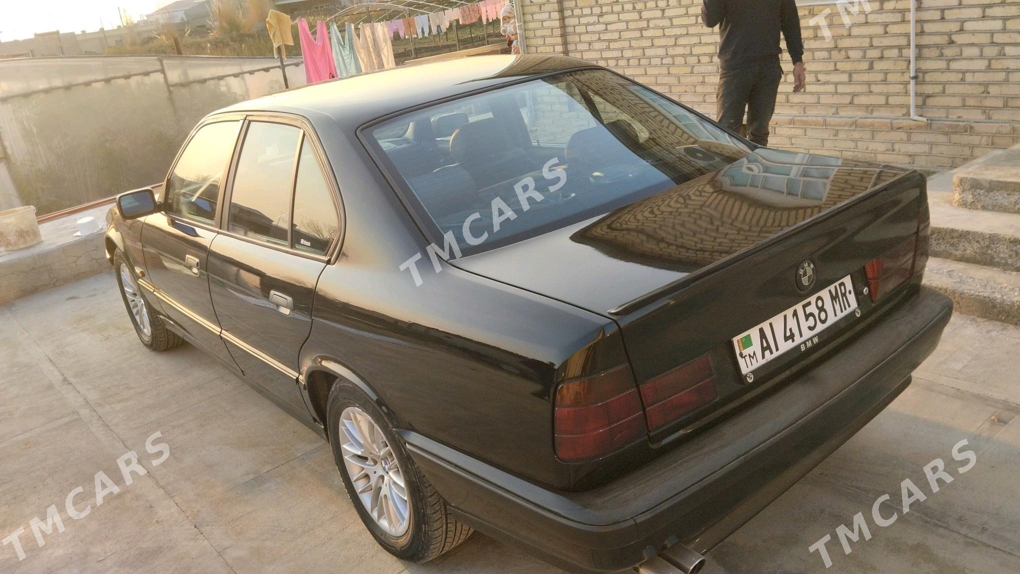 BMW 525 1990 - 70 000 TMT - Мары - img 4