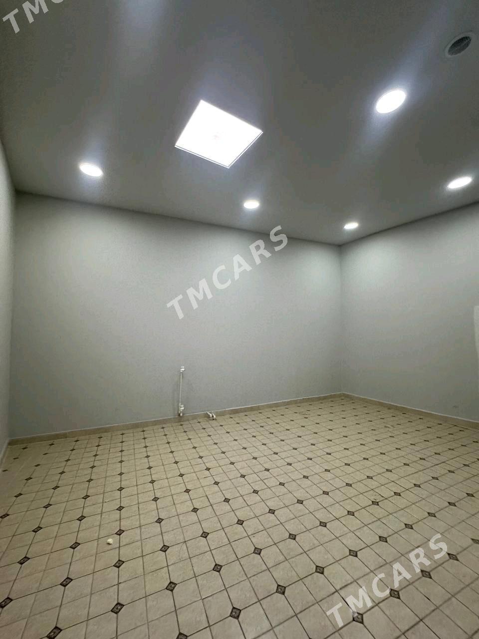 OBÝEZDNOÝ ARENDA 1.100m² - Улица Г. Кулиева (Объездная) - img 4