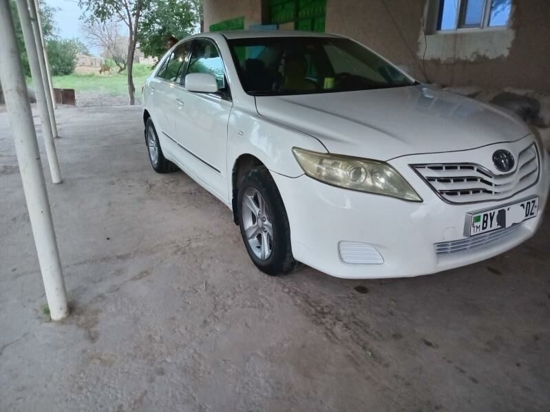 Toyota Camry 2010 - 136 000 TMT - Köneürgenç - img 5