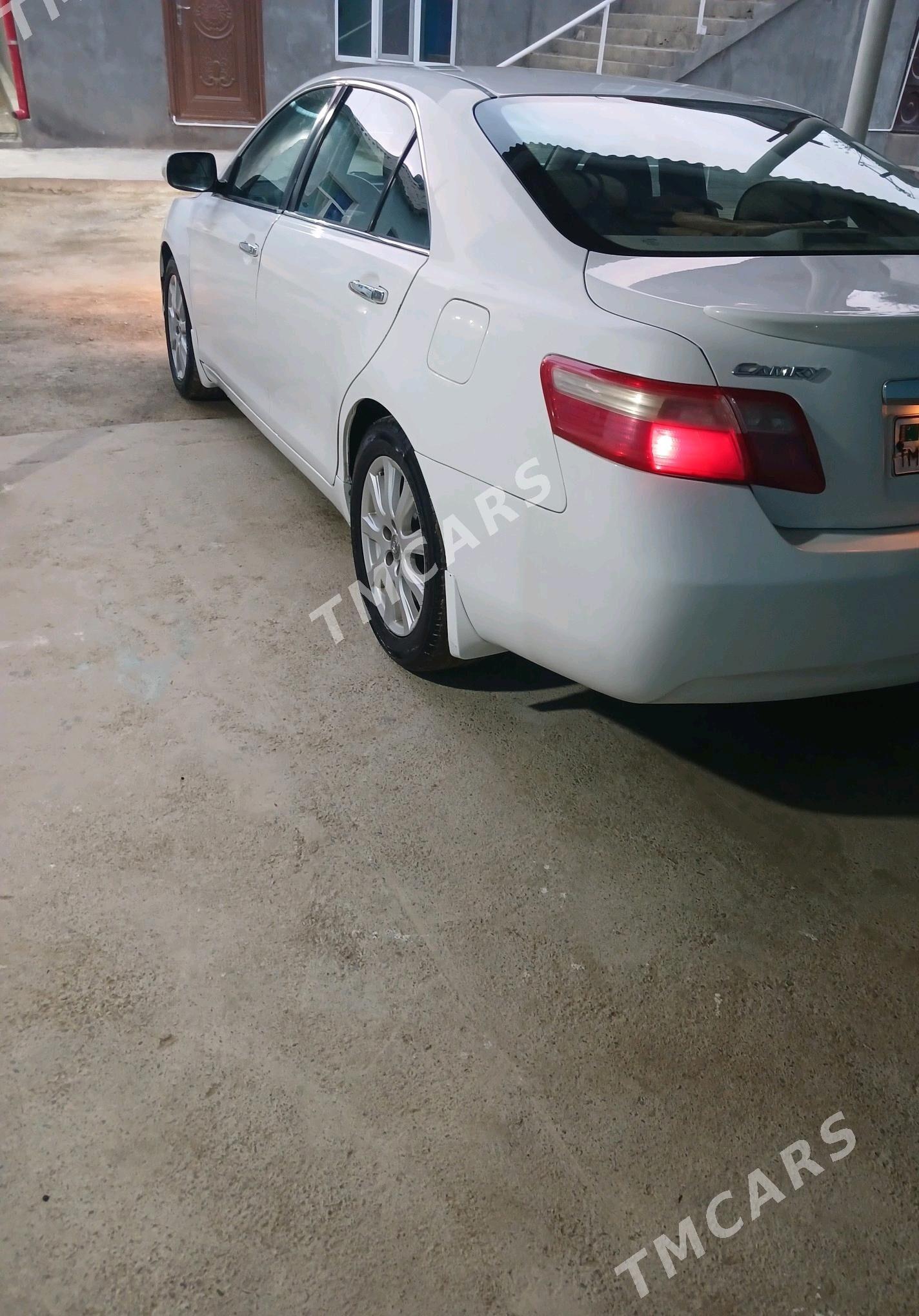 Toyota Camry 2008 - 160 000 TMT - Bäherden - img 8